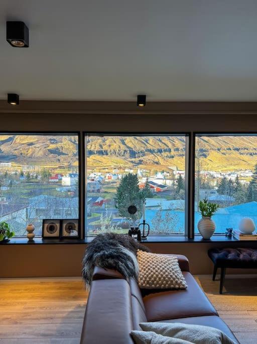 Botnahlid Villa, Mountain And Town Views And Outdoor Sauna Seythisfjorthur Ngoại thất bức ảnh